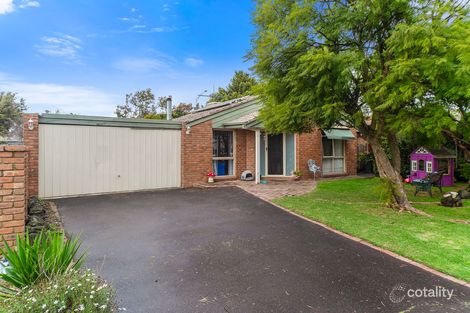 Property photo of 37 Carrington Crescent Carrum Downs VIC 3201