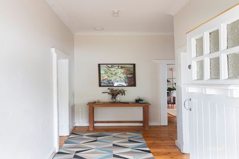 Property photo of 39 Roseberry Avenue Preston VIC 3072