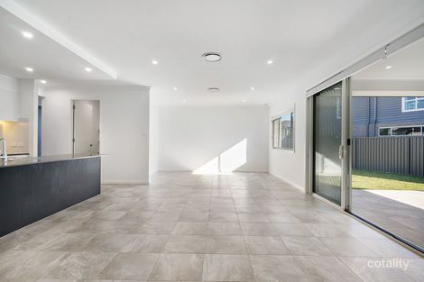 Property photo of 33 Jack Peel Circuit Kellyville NSW 2155