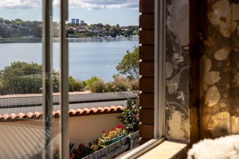 Property photo of 14 Brisbane Avenue Rodd Point NSW 2046