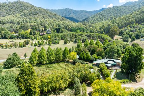 217a Simmonds Creek Rd, Tawonga South, VIC 3698