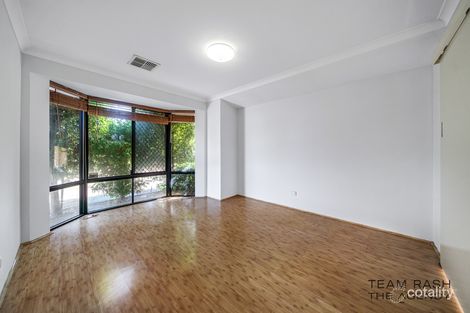 Property photo of 14 Spoonbill Pass Bennett Springs WA 6063