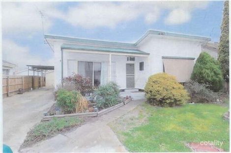 51 Ivanhoe Ave, St Albans, VIC 3021