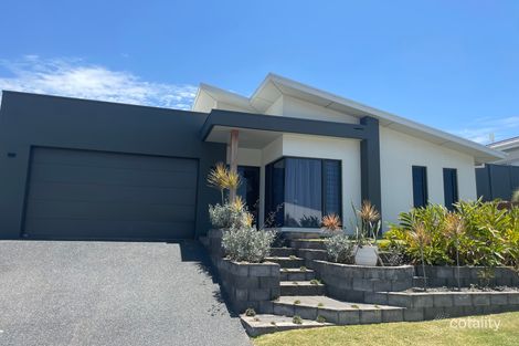 9 Burleigh Cres, Woolgoolga, NSW 2456