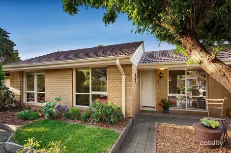 Property photo of 2/2-14 Mascoma Street Strathmore VIC 3041