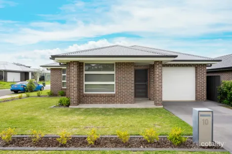 10 Cumbria St, Thirlmere, NSW 2572