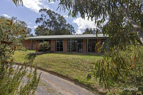 28 Carters Lane, Seville, VIC 3139