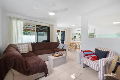 Property photo of 2/32 Taylor Street Marcoola QLD 4564