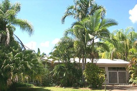 3 Stella Maris Cl, Redlynch, QLD 4870