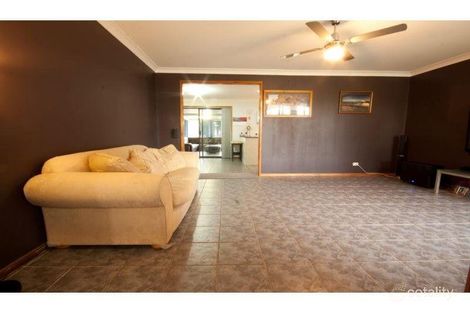 Property photo of 41 Benjamin Circuit Hunterview NSW 2330