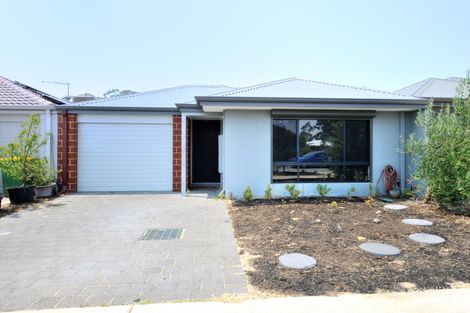 24 Jarvis Rd, Haynes, WA 6112