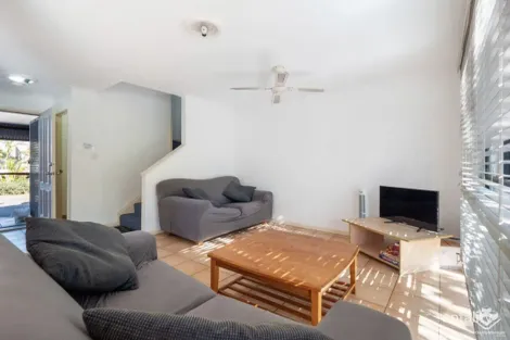 Property photo of 45 Barrett Street Robertson QLD 4109