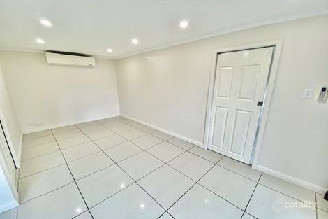 Property photo of 23 Taranaki Avenue Lethbridge Park NSW 2770