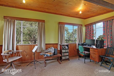 Property photo of 38 Bruce Crescent Ferntree Gully VIC 3156