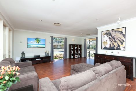 Property photo of 4 Lowe Crescent Elderslie NSW 2570