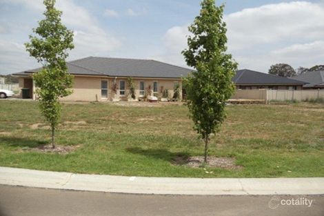 5 Fingal Cl, Gregory Hills, NSW 2557