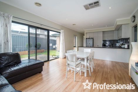 Property photo of 1/8-10 Meagher Road Ferntree Gully VIC 3156