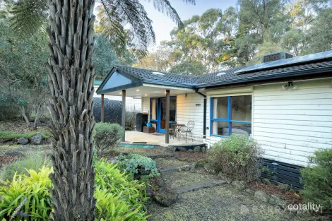 Property photo of 11 Lower Grieve Road Avonsleigh VIC 3782