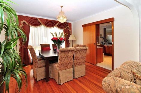 Property photo of 42 Shepherd Road Glen Waverley VIC 3150