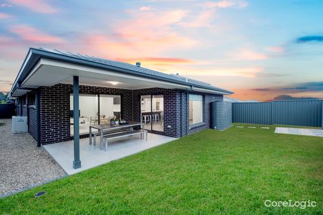 Property photo of 11 Nightshade Close Denham Court NSW 2565