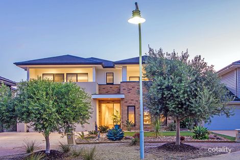 Property photo of 2 Mayflower Mews Point Cook VIC 3030