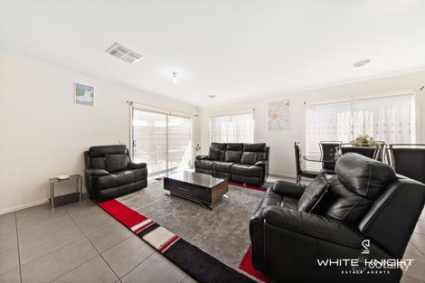 Property photo of 12 Jindalee Way Werribee VIC 3030