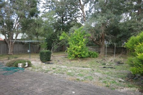 Property photo of 28 Winyard Drive Mooroolbark VIC 3138