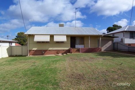 6 Mallinson St, Griffith, NSW 2680