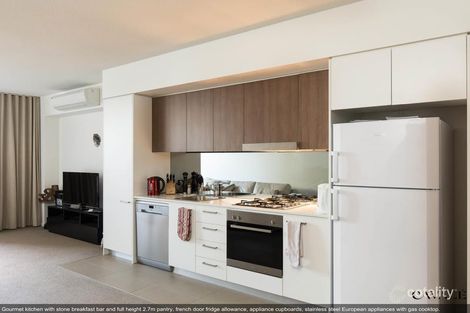 Property photo of 210/31 Longland Street Newstead QLD 4006