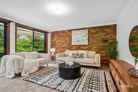 10/2 Valley Rd, Springwood, NSW 2777