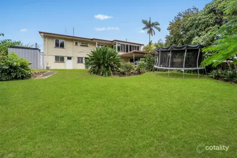 Property photo of 18 Holdsworth Road North Ipswich QLD 4305