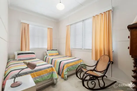 Property photo of 70 Waverley Road Camp Hill QLD 4152