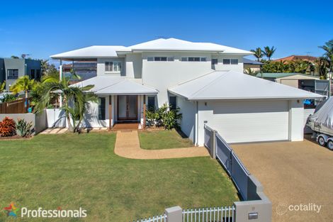 Property photo of 9 Waterfront Place Redland Bay QLD 4165