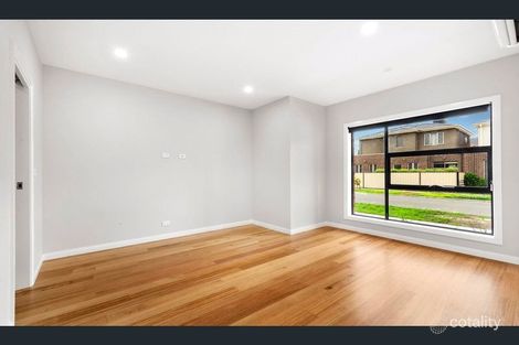 Property photo of 31 Kurrajong Avenue Glen Waverley VIC 3150