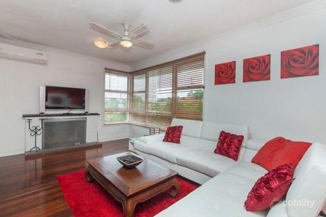 6 Wiggins Rd, Orelia, WA 6167