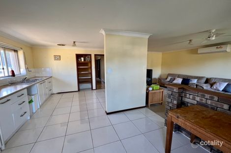 Property photo of 25 Tanson Road Parmelia WA 6167