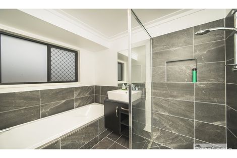 Property photo of 15 Rosewood Drive Norman Gardens QLD 4701
