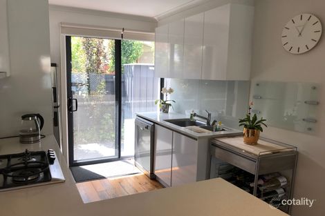 Property photo of 13/12 Warrigal Road Parkdale VIC 3195