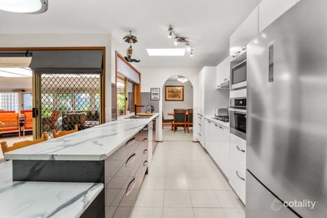 Property photo of 2 Maygrove Court Runcorn QLD 4113