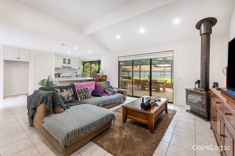 Property photo of 13 Chain Court Narre Warren South VIC 3805