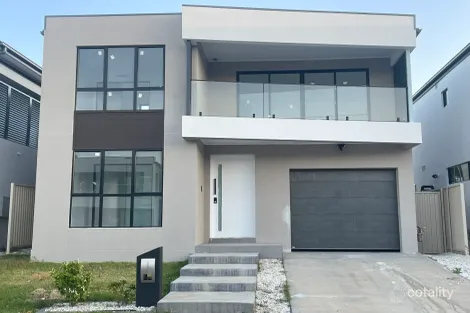 Property photo of 47 Wanda Circuit Colebee NSW 2761