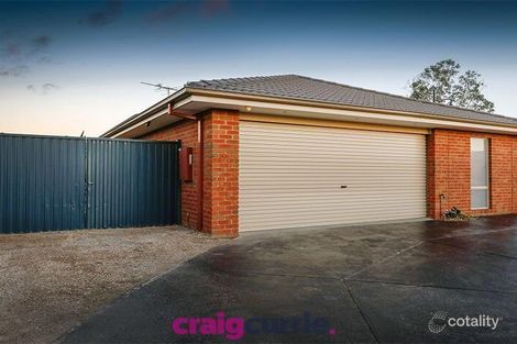 Property photo of 13 Scarlet Crescent Pakenham VIC 3810