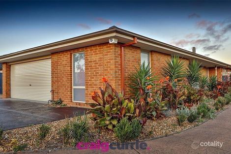Property photo of 13 Scarlet Crescent Pakenham VIC 3810