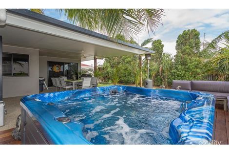 10 Hawkins St, Bucasia, QLD 4750