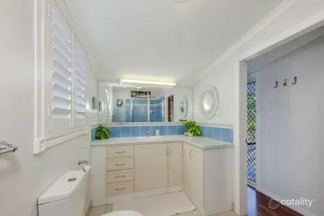 Property photo of 34 Harbour Esplanade Burnett Heads QLD 4670