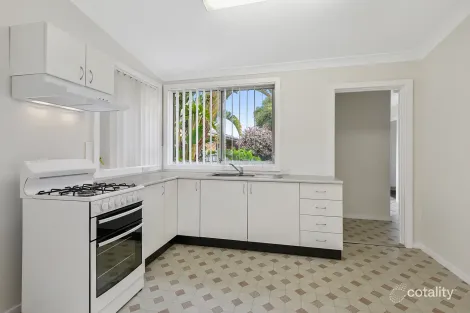 Property photo of 103 McIntosh Road Narraweena NSW 2099