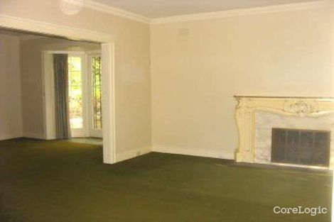 Property photo of 2 Yarradale Road Toorak VIC 3142