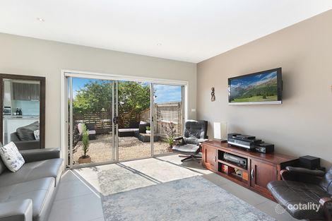 Property photo of 4/29 Bott Crescent Casey ACT 2913