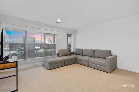 Property photo of 42 Moore Way Lucas VIC 3350