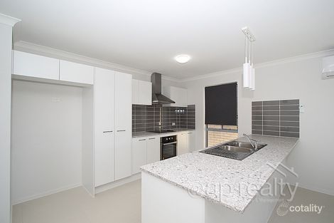Property photo of 6 Penda Crescent Pallara QLD 4110